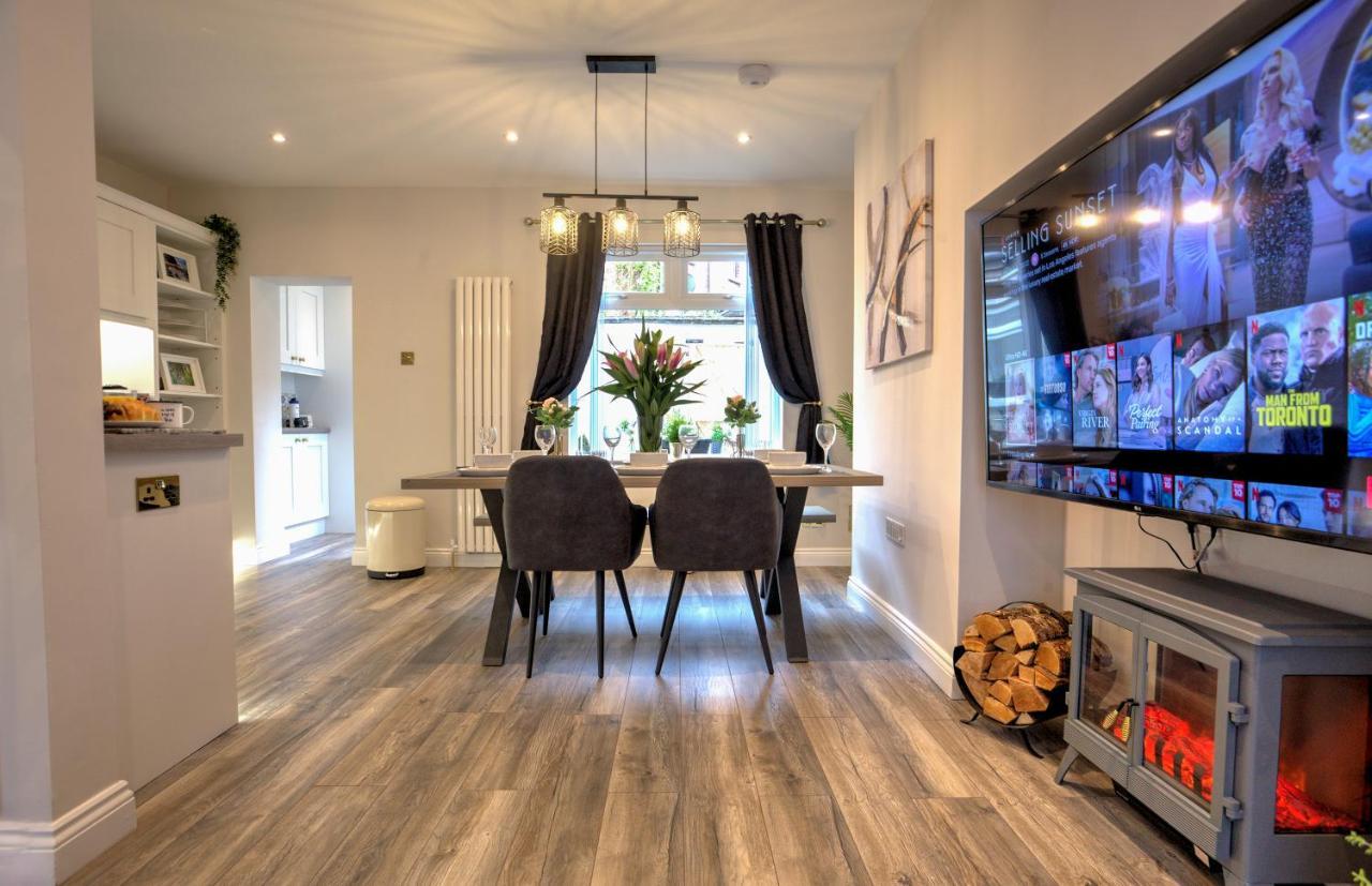The Belfast Boutique Central Cozy Sleeps7 (Adults Only) المظهر الخارجي الصورة