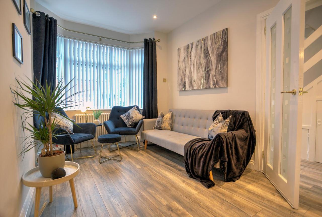 The Belfast Boutique Central Cozy Sleeps7 (Adults Only) المظهر الخارجي الصورة