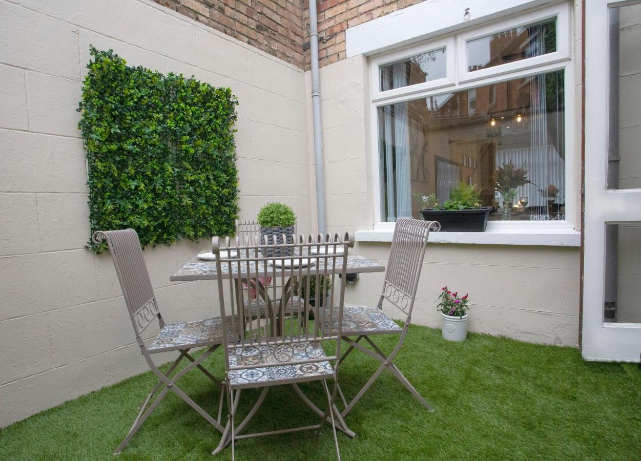 The Belfast Boutique Central Cozy Sleeps7 (Adults Only) المظهر الخارجي الصورة