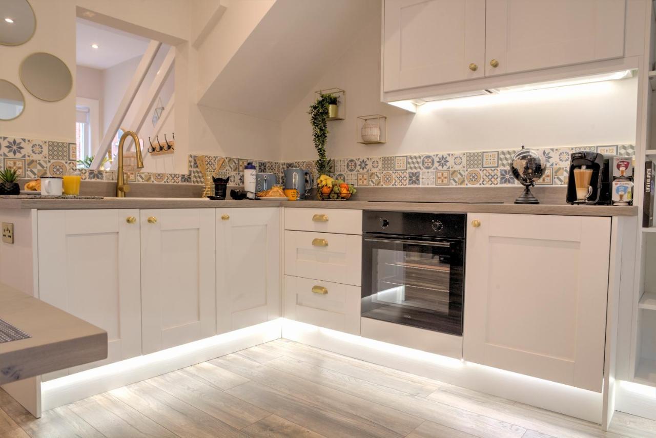 The Belfast Boutique Central Cozy Sleeps7 (Adults Only) المظهر الخارجي الصورة