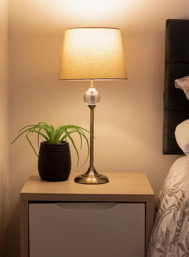 The Belfast Boutique Central Cozy Sleeps7 (Adults Only) المظهر الخارجي الصورة